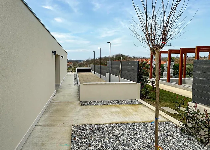 펜션 Carlotta 비지나다