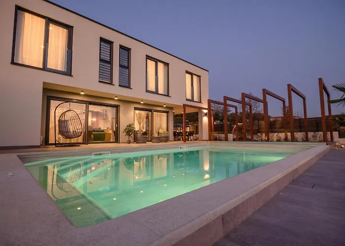 Carlotta * Vižinada