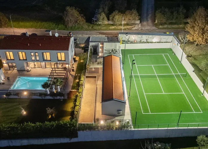 Semesterbostad Carlotta *